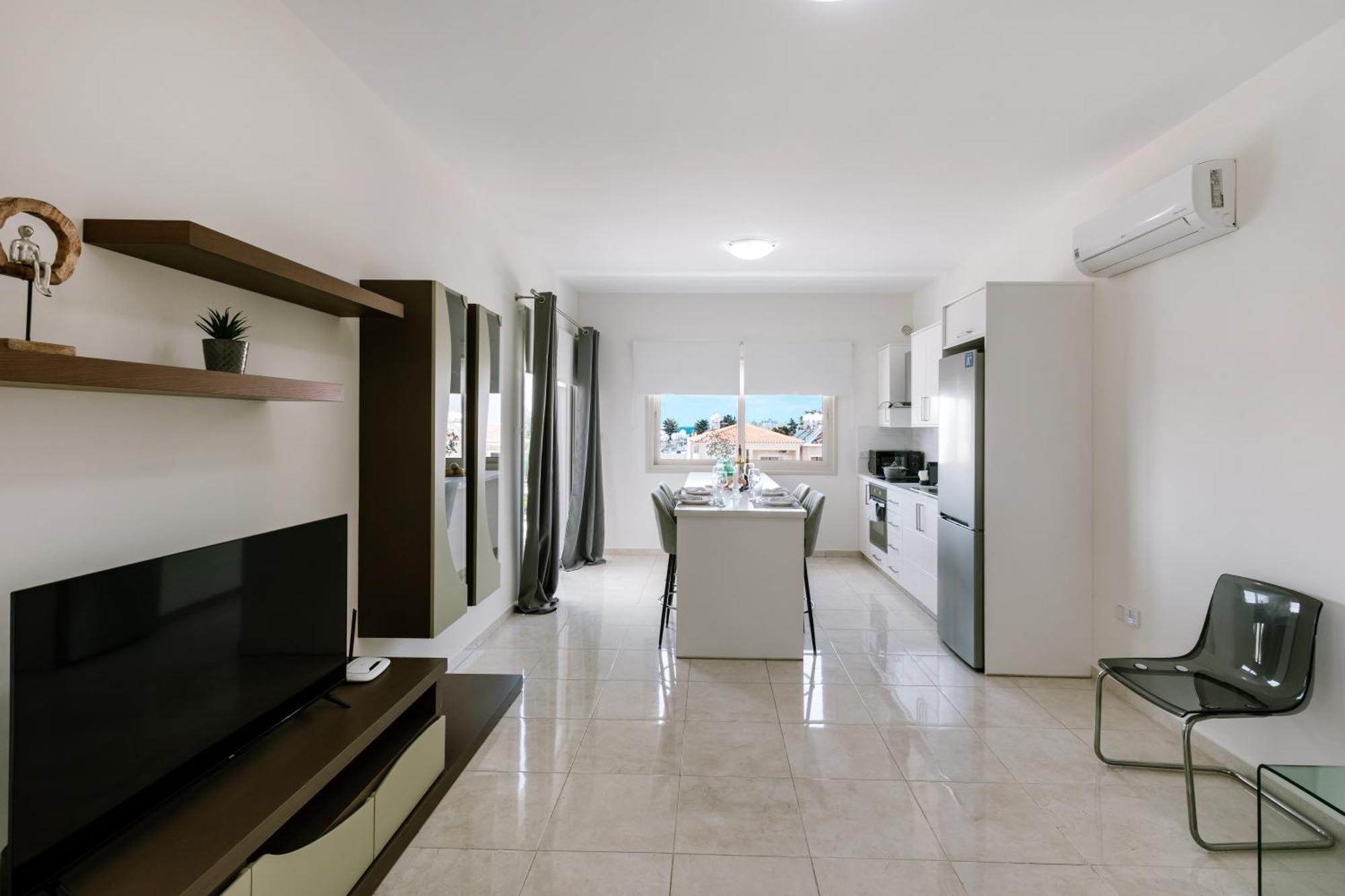 Modern 1 Bedroom Apartment Paphos