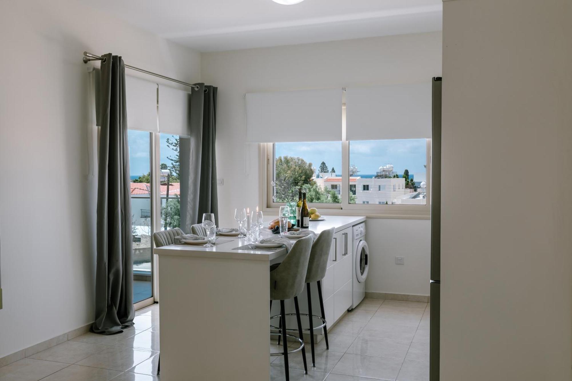 Apartment Modern 1 Bedroom Paphos