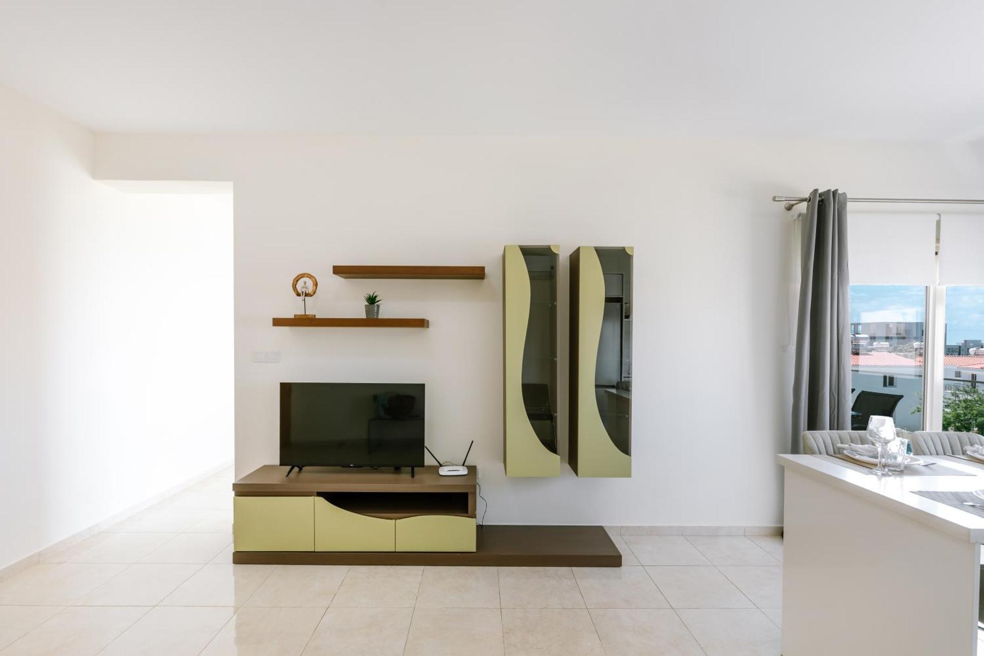 Modern 1 Bedroom Paphos